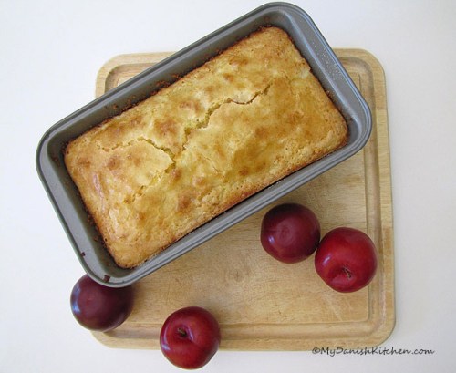 Plum cake with cottage cheese