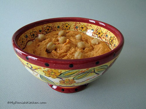 Hummus With Roasted Red Bell Pepper