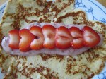 Crepe with Yogurt and sliced&nbsp;Strawberries