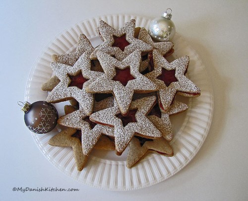 Sparkling Linzer Stars
